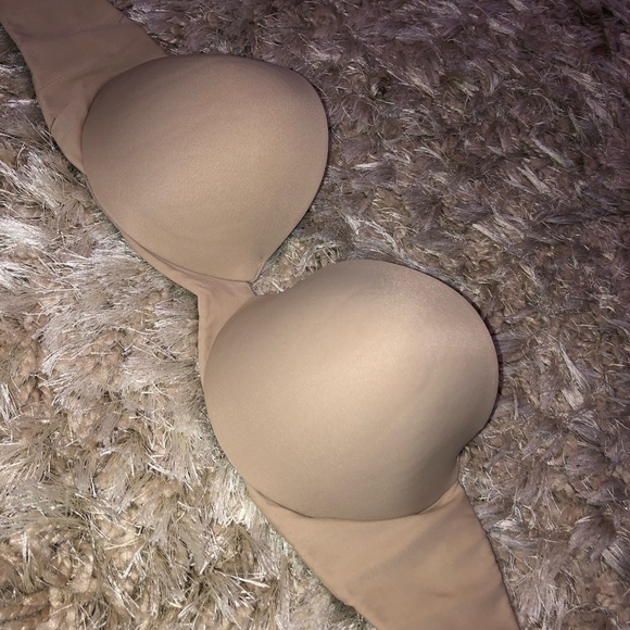 Nude Strapless Bra - Picture 1 of 2